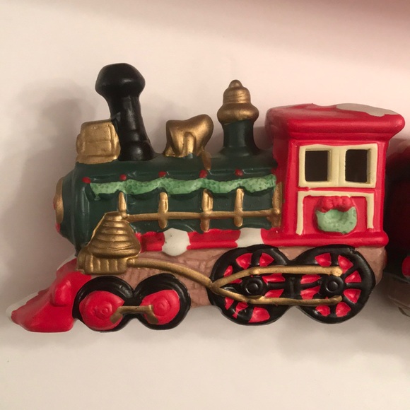 3Piece Porcelain Train Set - Picture 6 of 15